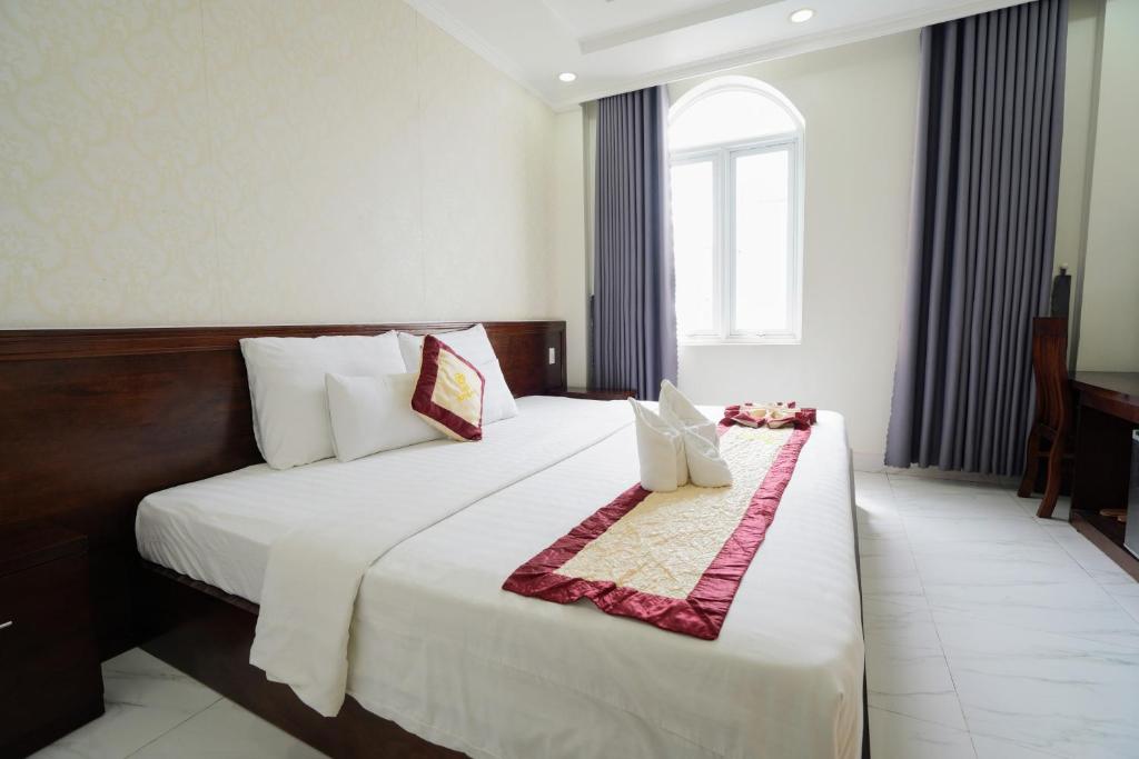 8. SUMI HOTEL